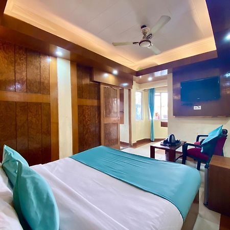 Riversun Hotel Mall Road Mussoorie Exterior photo
