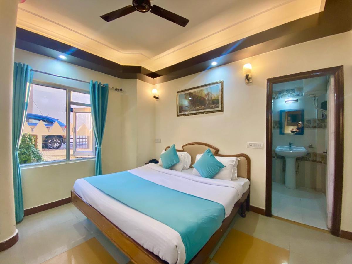 Riversun Hotel Mall Road Mussoorie Exterior photo